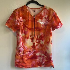 EXCELLENT CONDITION WOMEN’S LARGE SHEBEEST 1/2 ZIP BIKING JERSEY